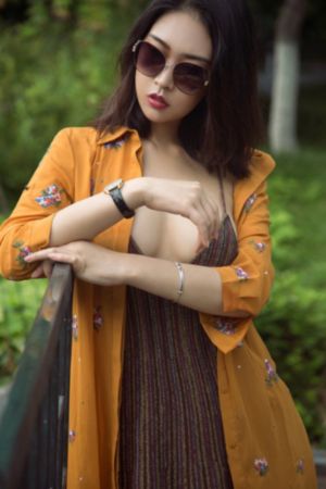 八戒看剧