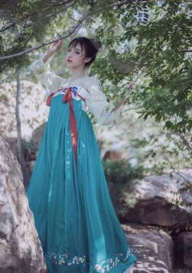 漂亮的小姐姐