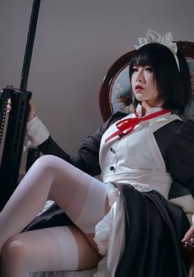 年轻的女老师